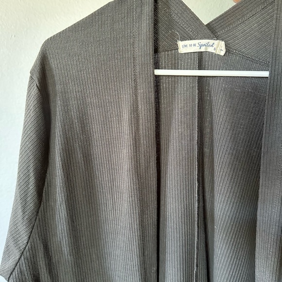 Live to e Spoiled Gray Cardigan - Picture 3 of 3